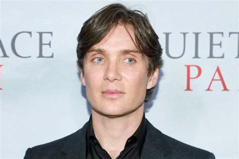 Cillian Murphy: ‘Awkward’ Oppenheimer sex scenes with。